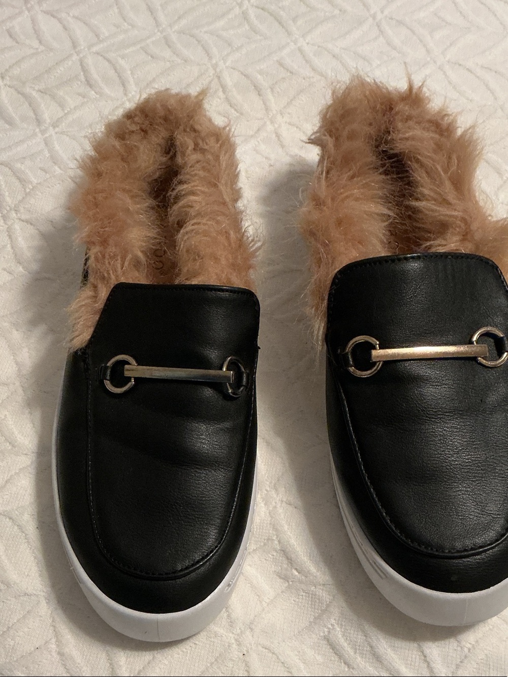 BAMBOO Black Sz 8 Faux-Leather Fur-Lined Slip-On Mules